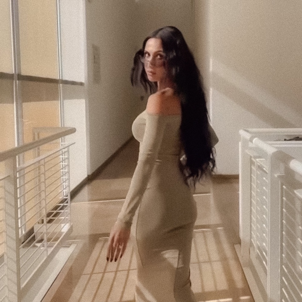 SKIMS Smooth Lounge Off the Shoulder Dress - Khaki / XXS